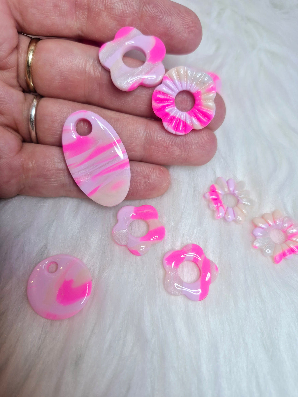 Rose fluo et translucide